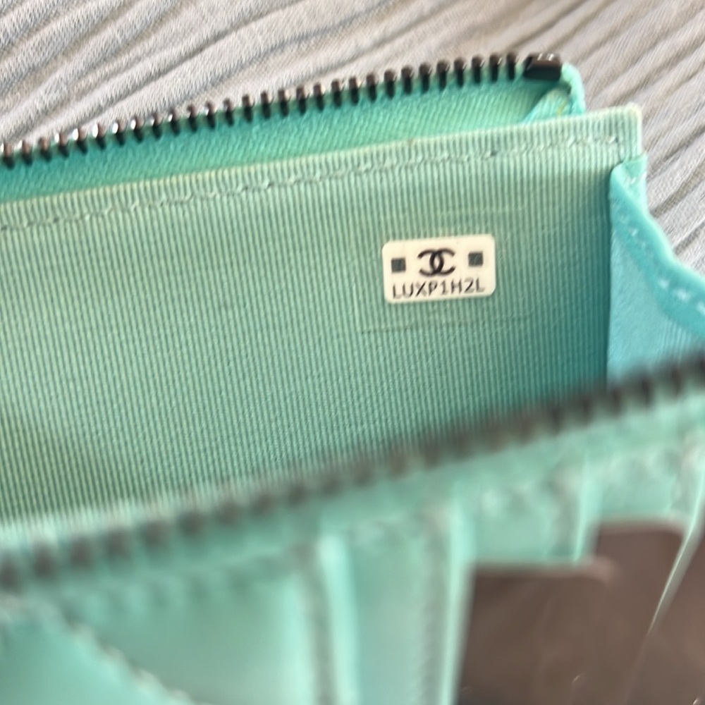 Limited Edition & Authentic CHANEL 24C Turquoise Quilted Card Holder / Wallet - Picture 7 of 8